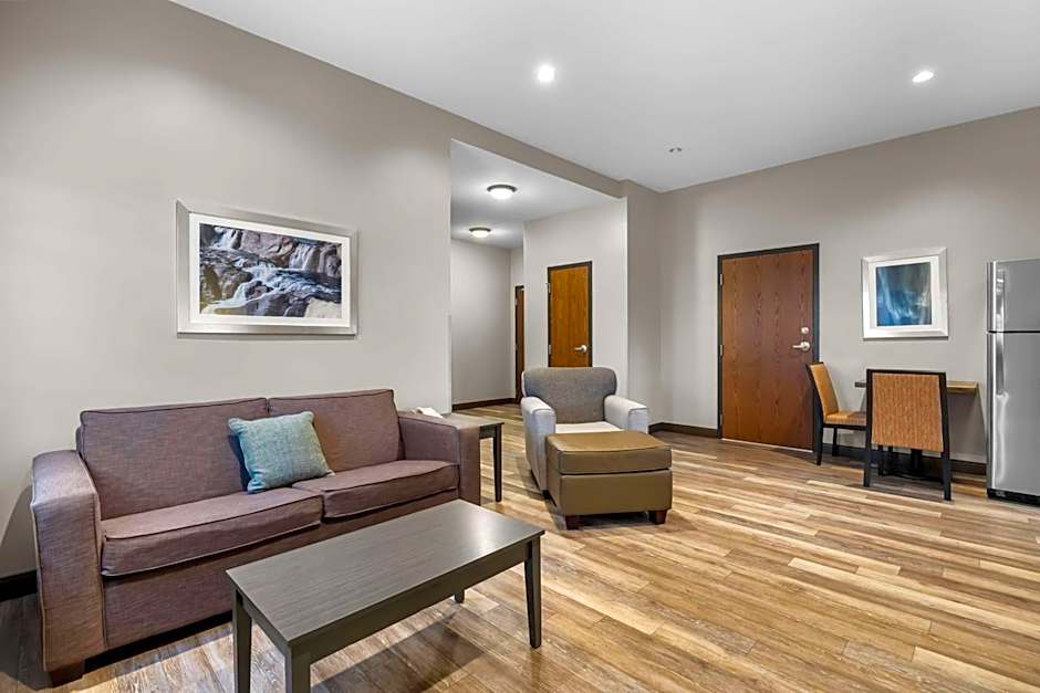 Best Western Sawtooth Inn And Suites