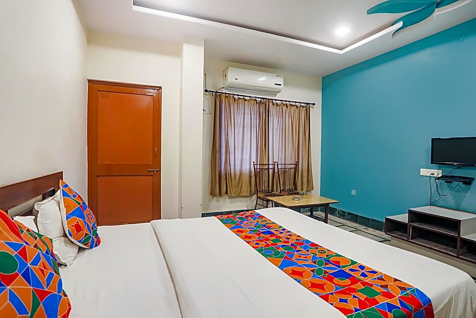 Super Deluxe Guest House by OYO Rooms – Nagpur, OH