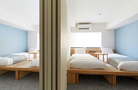 Connecting Room (4 people)