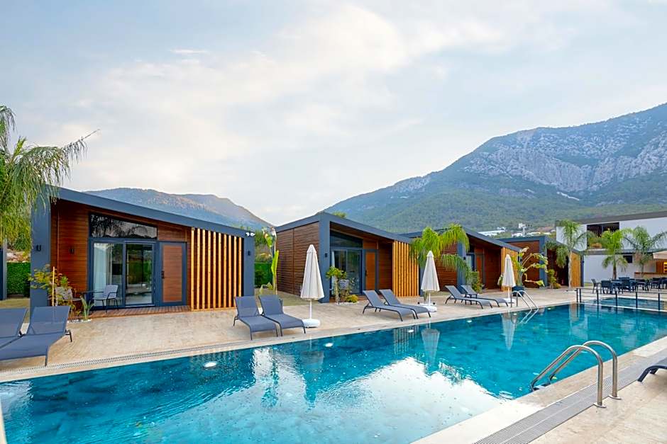 Rota Kilidonia Karaöz Suites&Villas