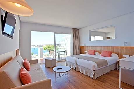 Premium Studio with Sea View