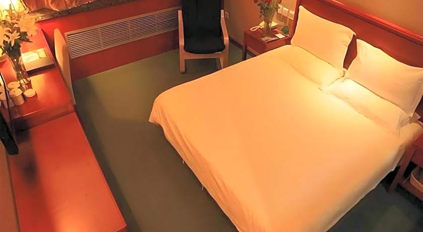 GreenTree Inn Gansu Lanzhou Yantan Road Express Hotel – Lanzhou, OK