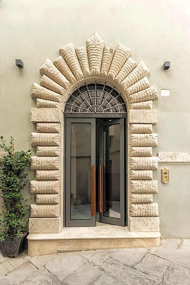 Hotel Priori Secret Garden