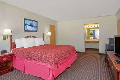 1 King Bed Mobility Accessible Room Non-Smoking