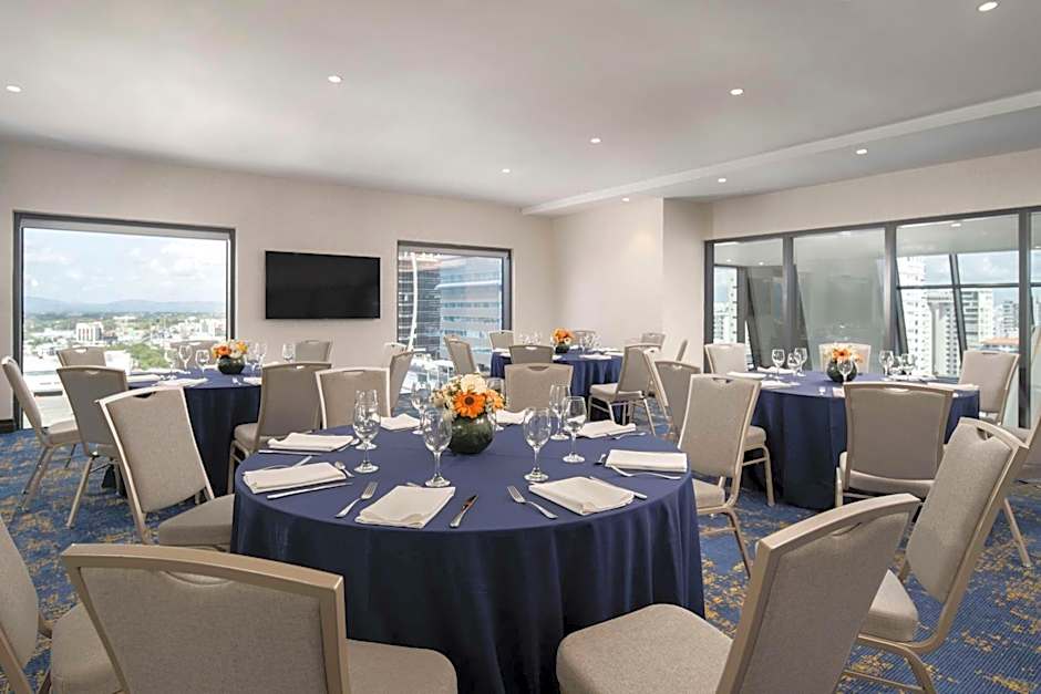 Homewood Suites By Hilton Santo Domingo