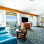 DoubleTree by Hilton Hotel Carson