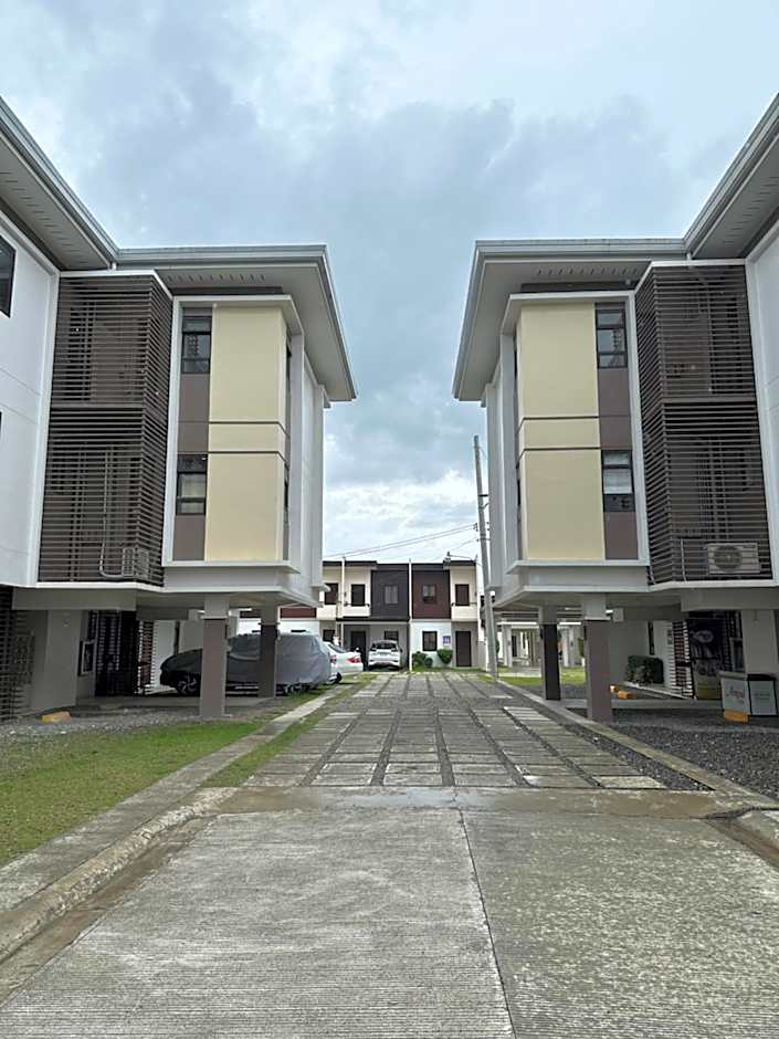 Almond drive Condo Cozy 1BR Talisay
