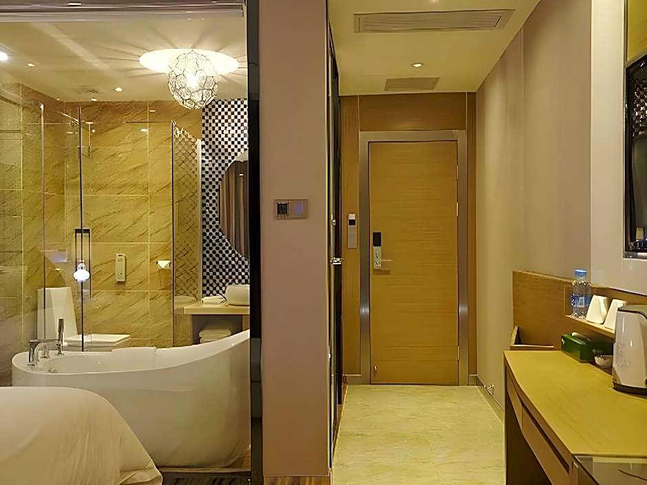 Lavande Hotel Wuhan Wujia Mountain Branch