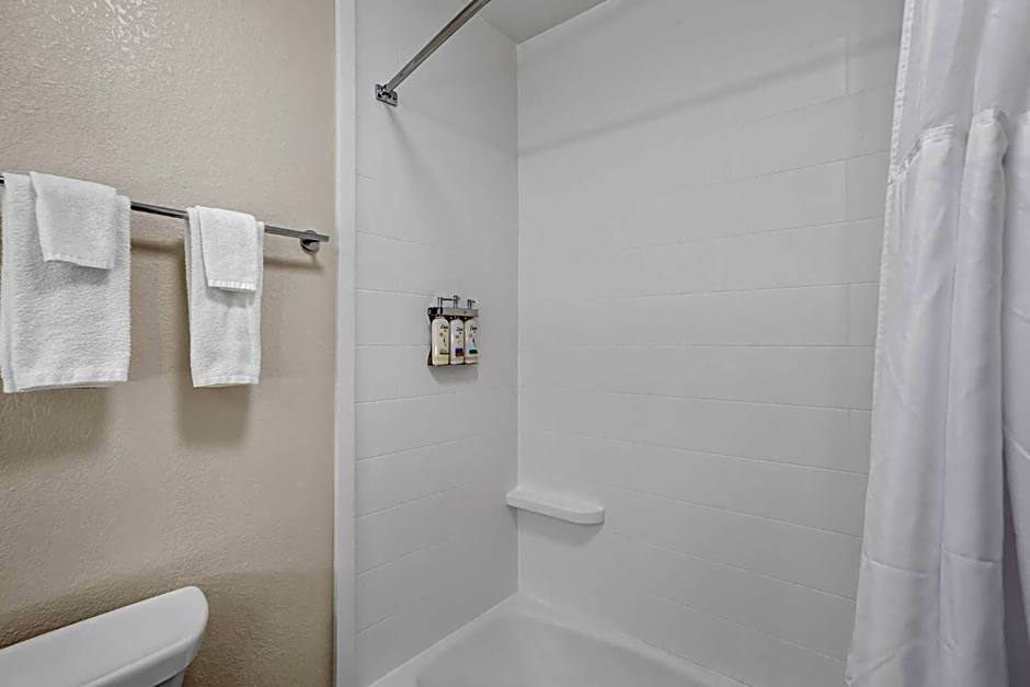 Holiday Inn Express & Suites Tumwater - Olympia By IHG