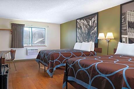 Deluxe Double Room with Two Double Beds - Non-Smoking