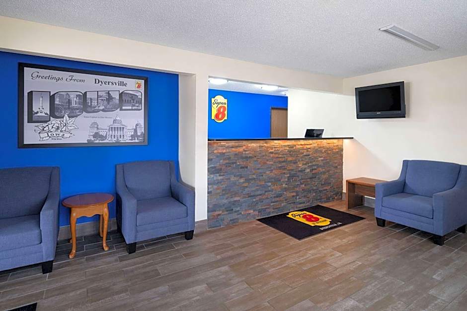 Super 8 by Wyndham Dyersville