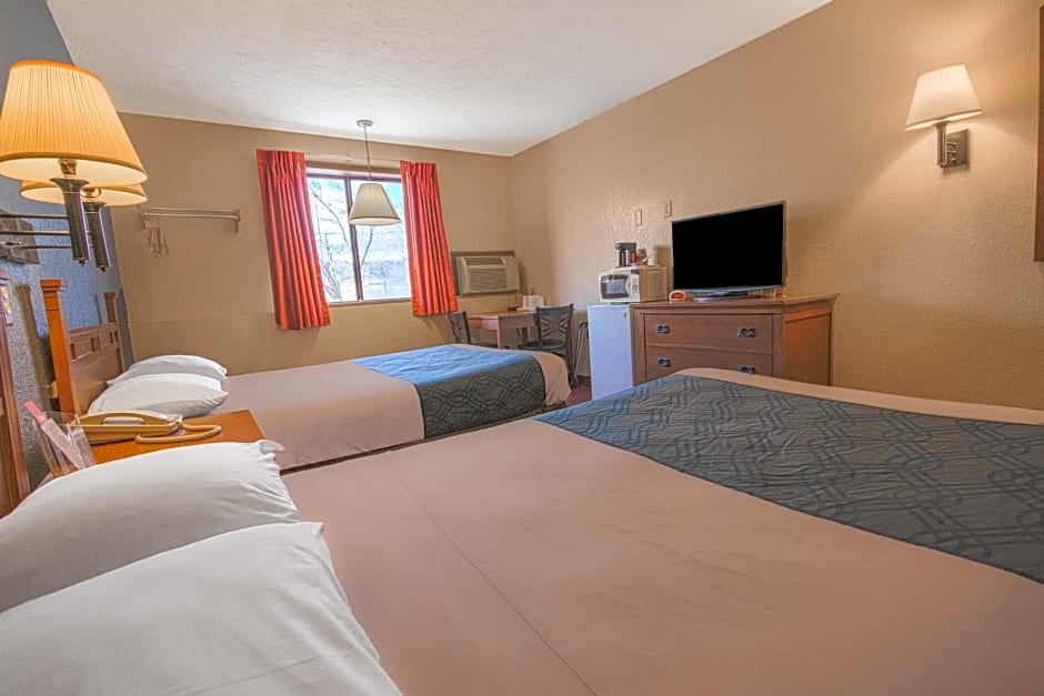 Photo 1 of 7 of Double Room with Two Double Beds Smoking