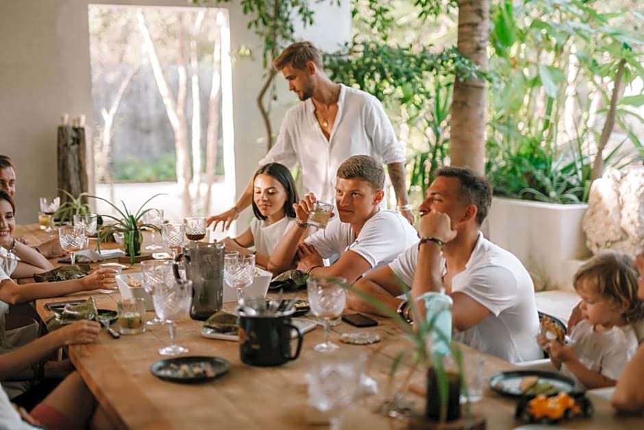 16Tulum