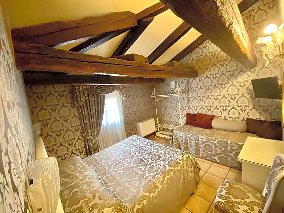 Hotel Bridge