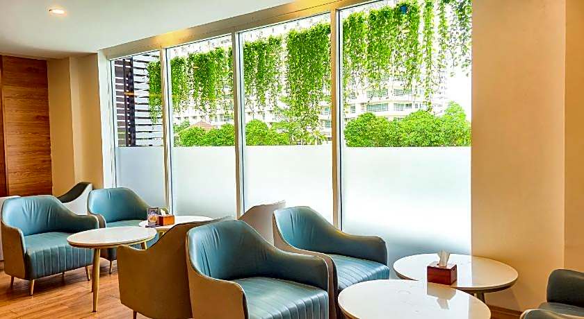 HT9 Hotel