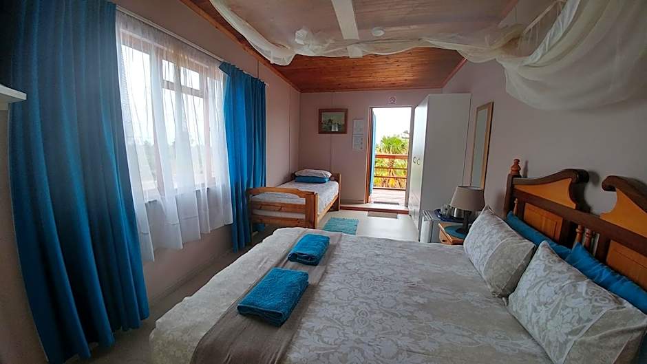 Fisherhaven Travellers Lodge