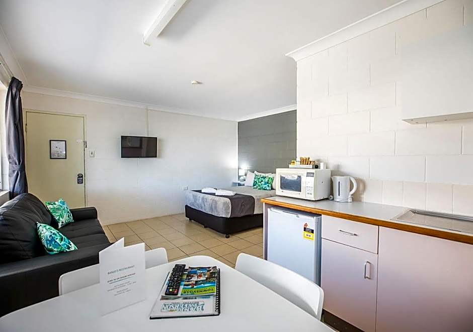 Banjo Paterson Motor Inn