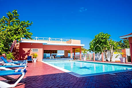 Shields Negril Villas