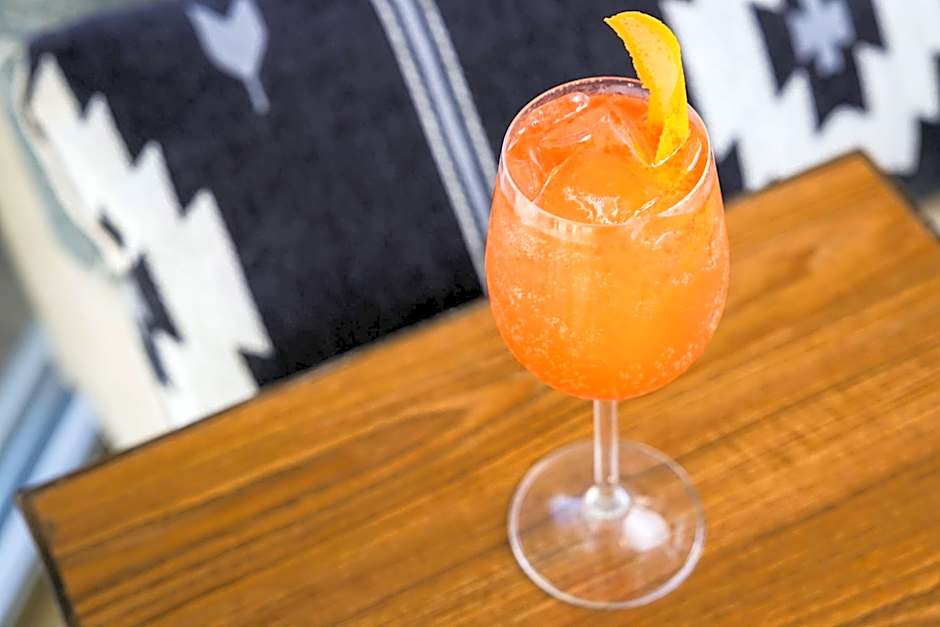 Redondo Beach Hotel, Tapestry Collection by Hilton