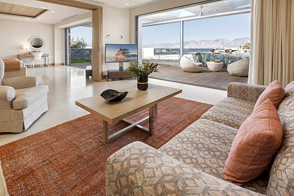 Elounda Beach Hotel & Villas, a Member of the Leading Hotels of the Wo