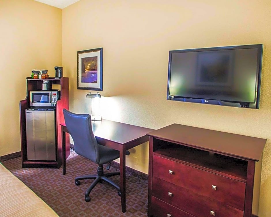 Quality Inn & Suites Peoria