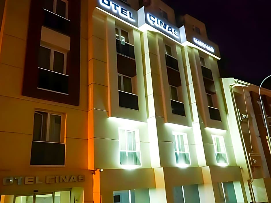 Cinas Hotel