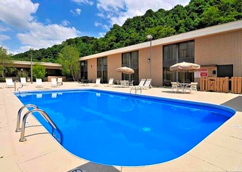 Quality Hotel and Conference Center