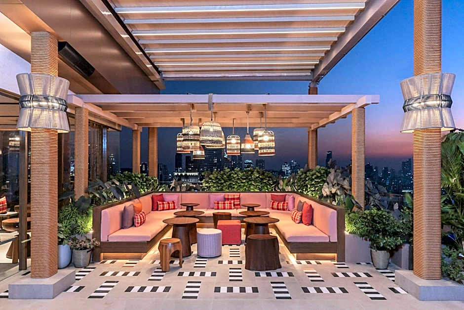 Moxy Bangkok Ratchaprasong