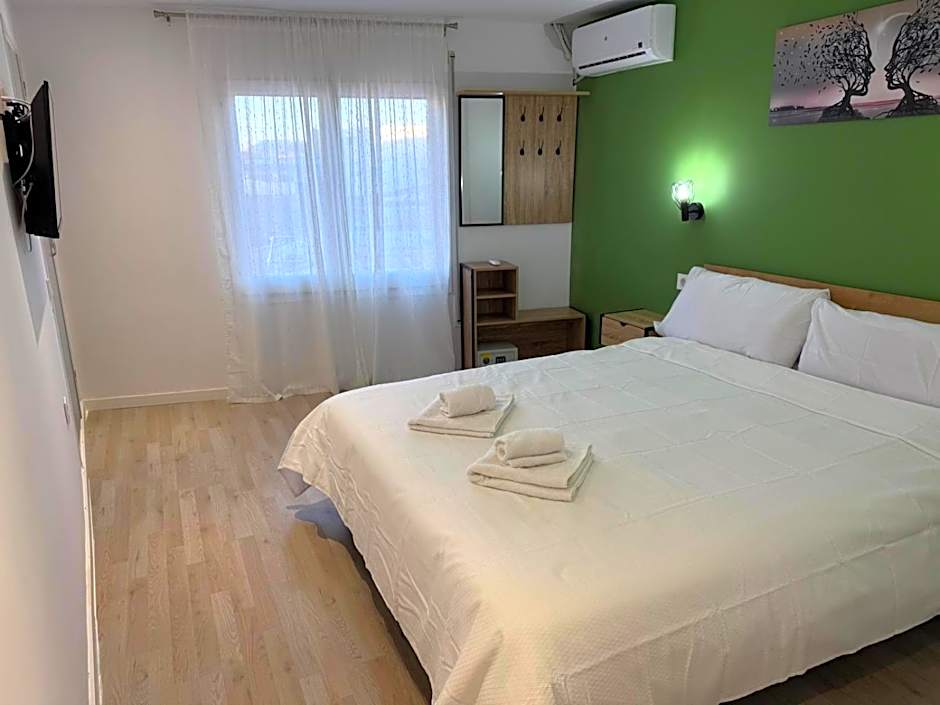 Hotel Nou Roser