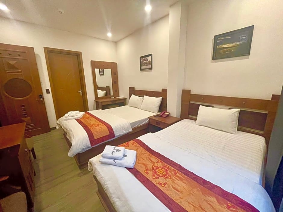 Vuong Gia Hotel