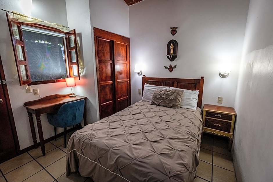 Las Mariposas Hotel & Studios