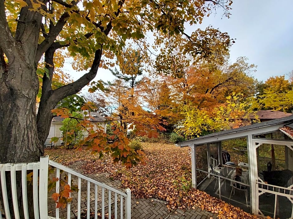 Blue Spruce Bed and Breakfast