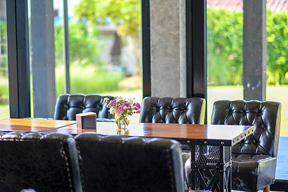 Saphli Villa Beach Resort