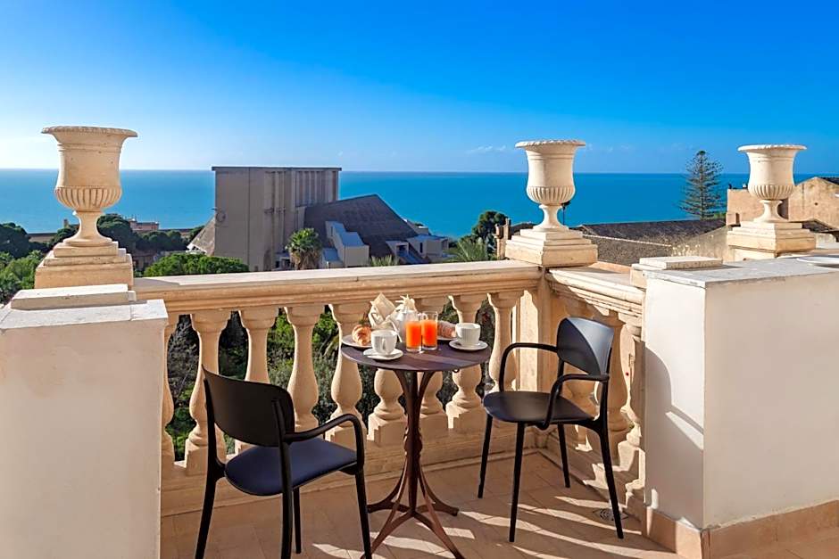 La Paloma Blanca Hotel