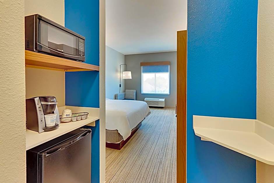 Holiday Inn Express & Suites Weatherford By IHG