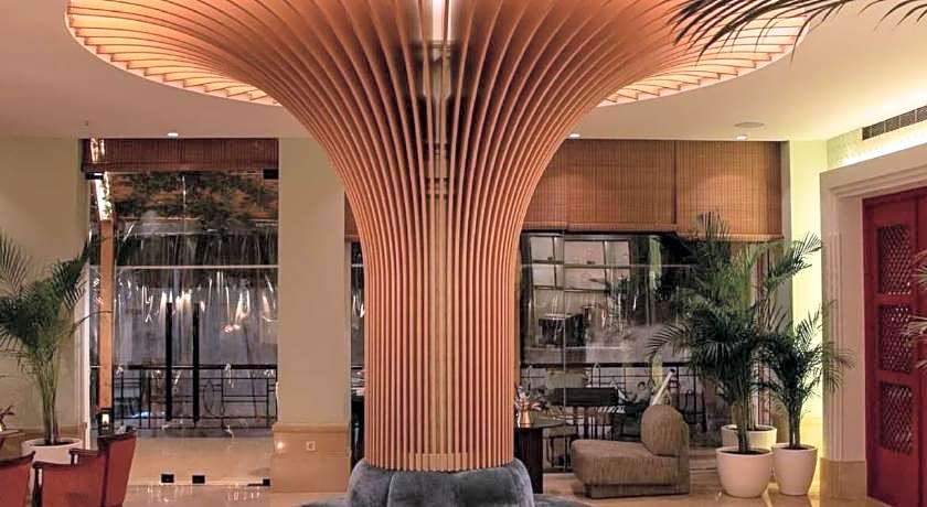 Warwick Palm Beach Hotel