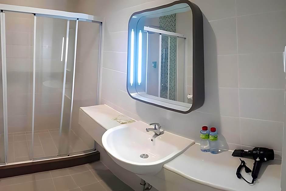 Zest Hotel Jemursari