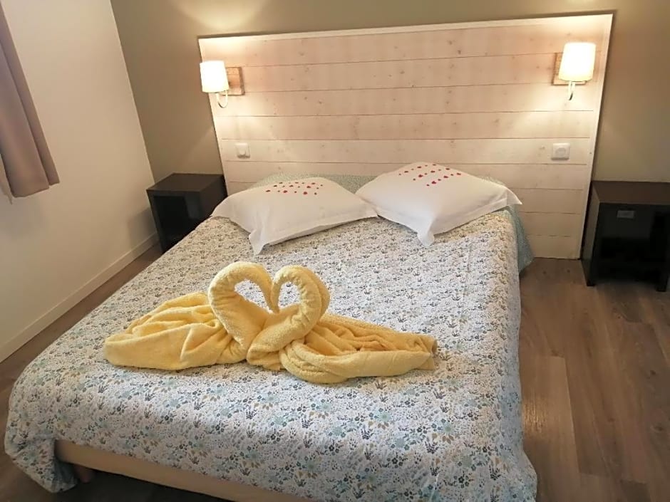 Le Fleur"H"on 11 d'Honfleur, T2 en Résidence avec Piscine, WIFI et Parking gratuits