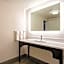 La Quinta Inn & Suites by Wyndham Baltimore N/White Marsh