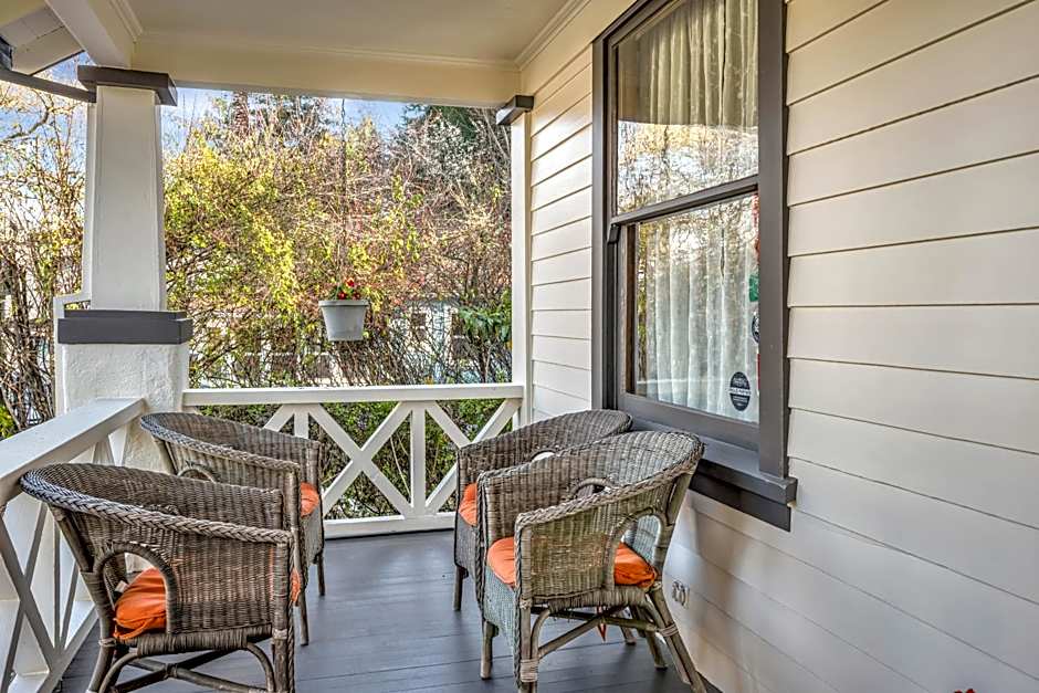 Calistoga Wine Way Inn