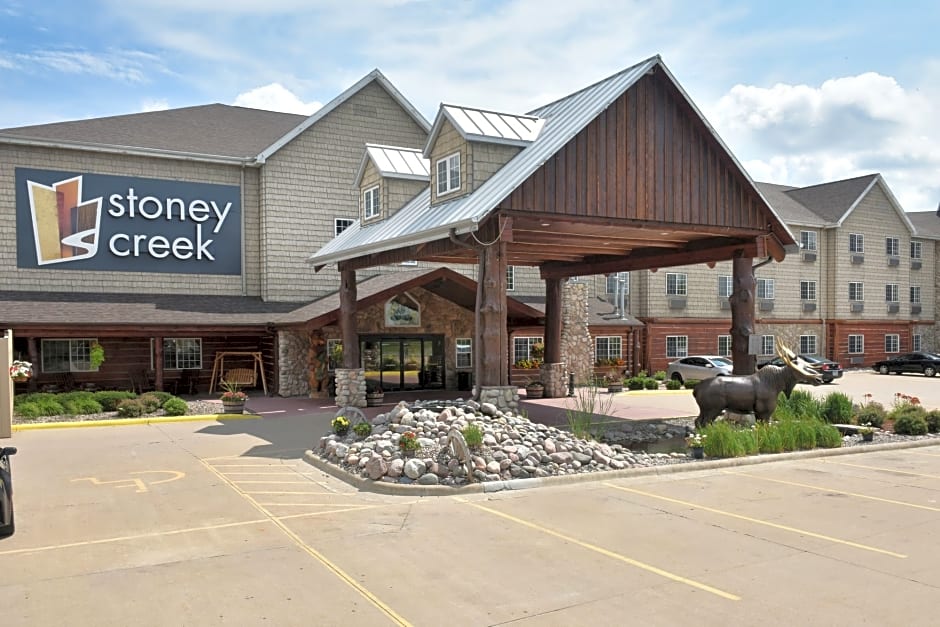 Stoney Creek Hotel La Crosse - Onalaska