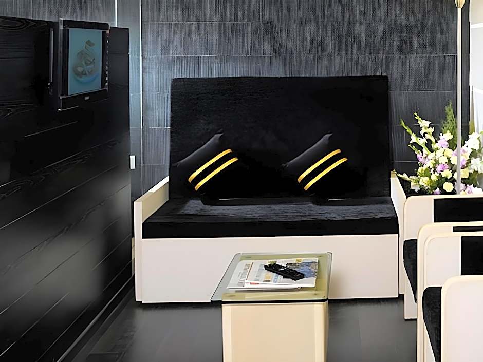Olive Eva Hotel