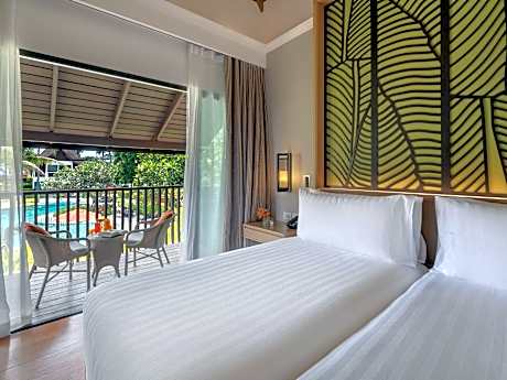 Deluxe Twin Room with Pool View - Thai Village Wing