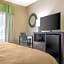 Quality Inn & Suites Arnold
