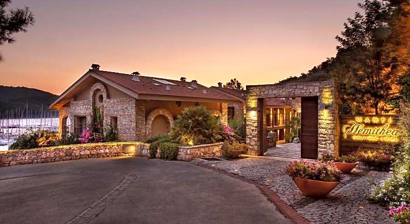 Marti Hemithea Hotel
