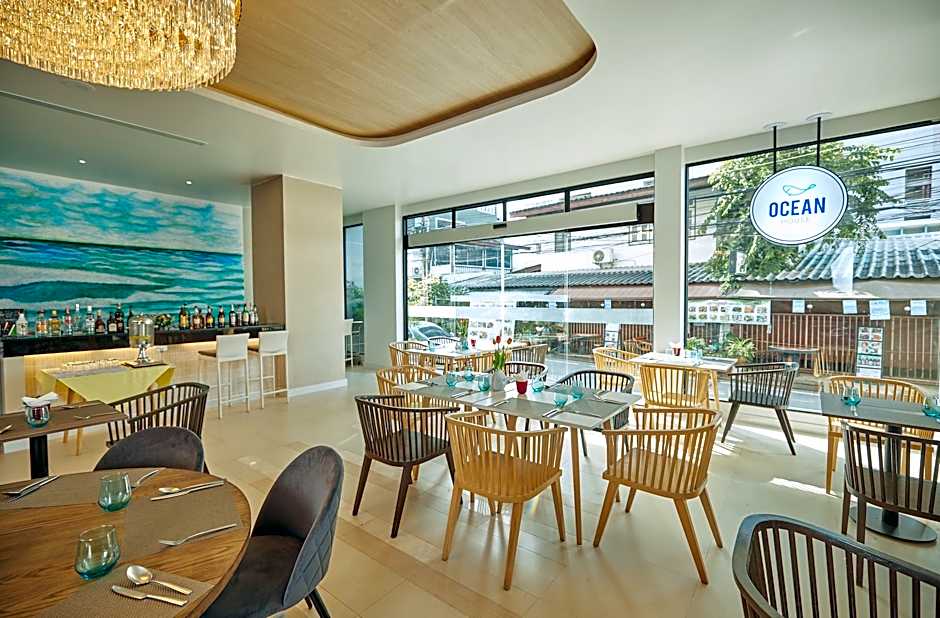 Pattaya Sea View Hotel