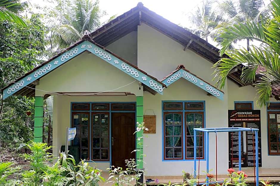 Homestay Mbah Parni