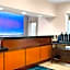 Dubuque Inn & Suites