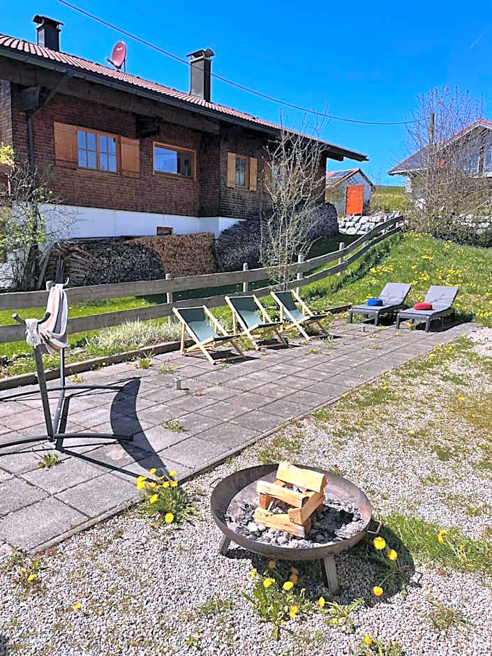 Goldiger Hirsch Pension mit Gemeinschaftsküche
