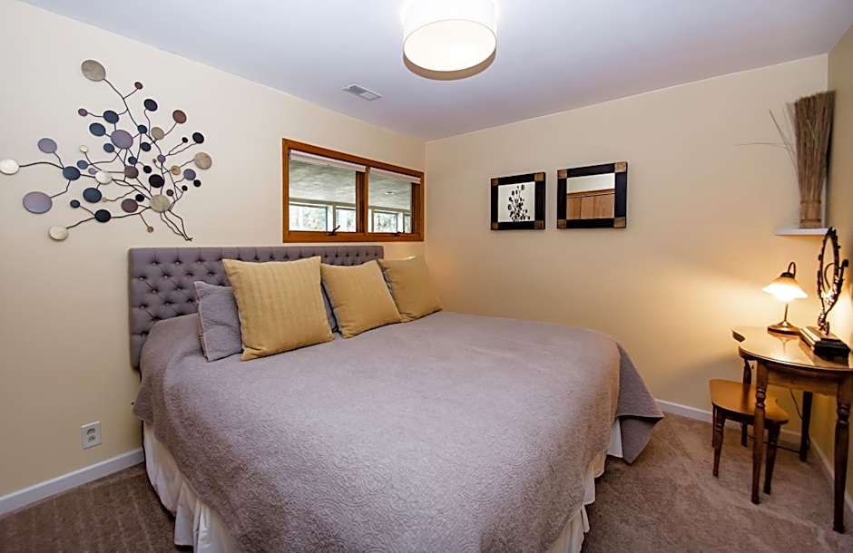 Small Batch Lodging